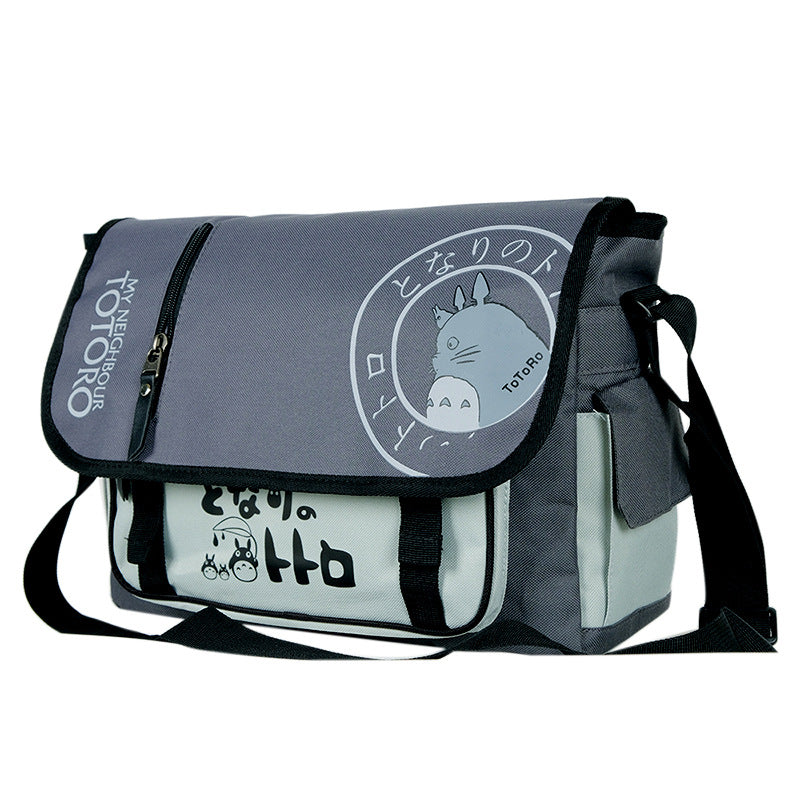 Miyazaki Hayao Totoro shoulder bag.